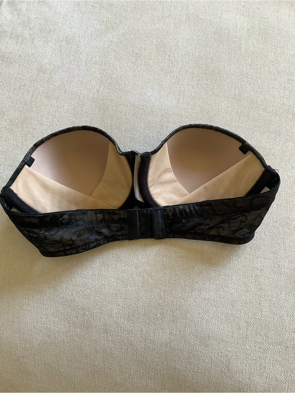 Natori  Calais Strapless Bra 34 B Underwire, Molded Black/Nude Lace